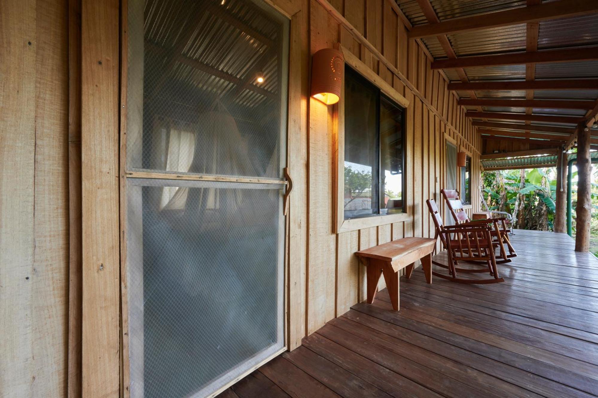 Finca Amistad Cacao Lodge Бихагуа Екстериор снимка