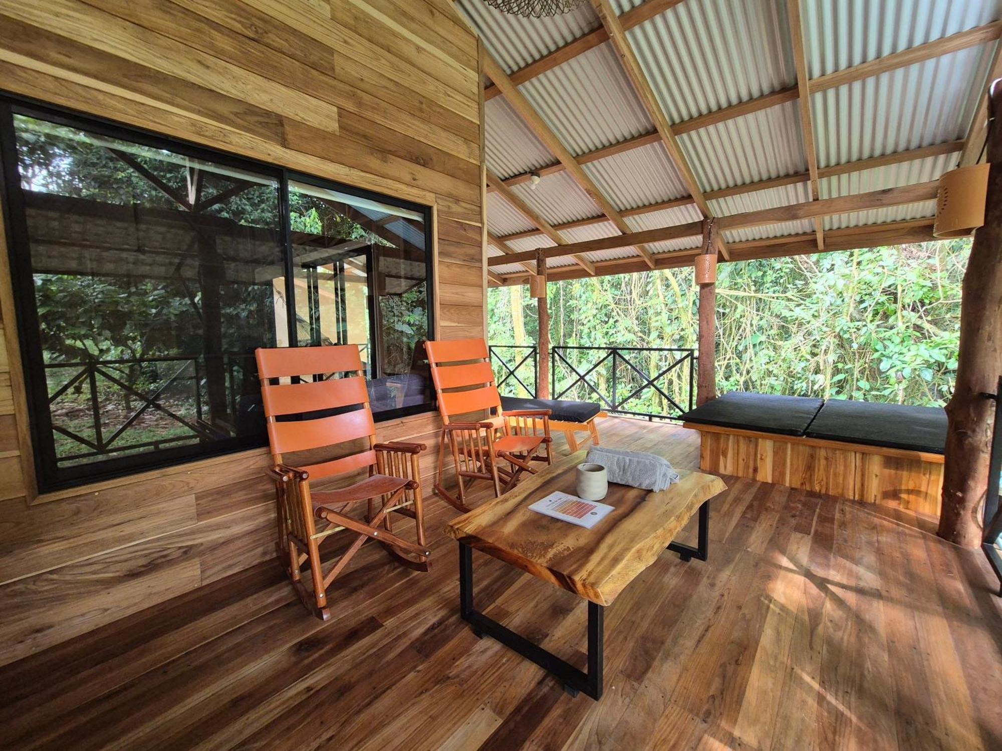 Finca Amistad Cacao Lodge Бихагуа Екстериор снимка