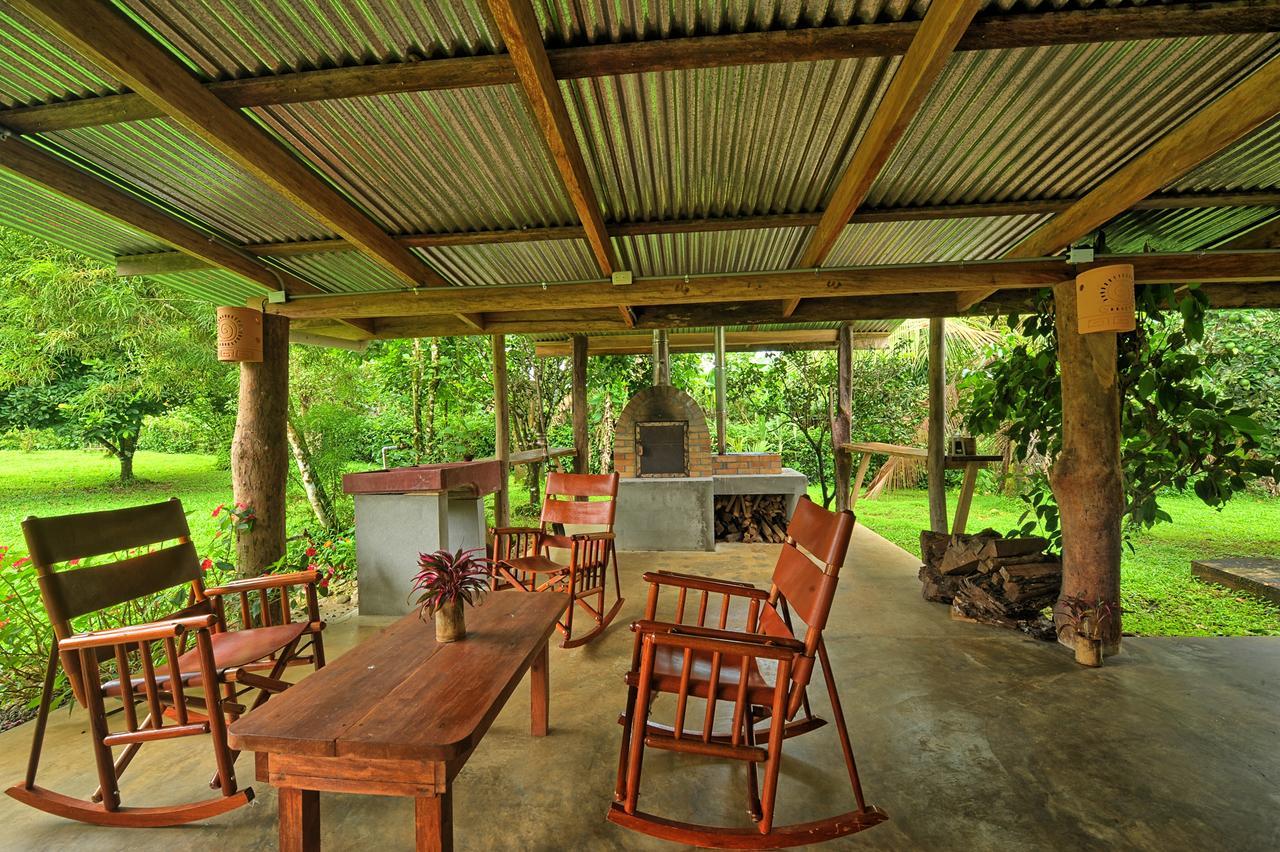 Finca Amistad Cacao Lodge Бихагуа Екстериор снимка